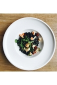 Tagliatelle al nero di sepia con gamberetti e rucola
