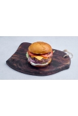 Cheeseburger (450g) + frytki (150g) + sos do wyboru (30g)